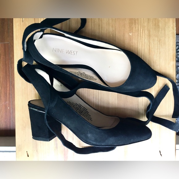 NINE WEST Black Strappy Heels - Picture 3 of 5